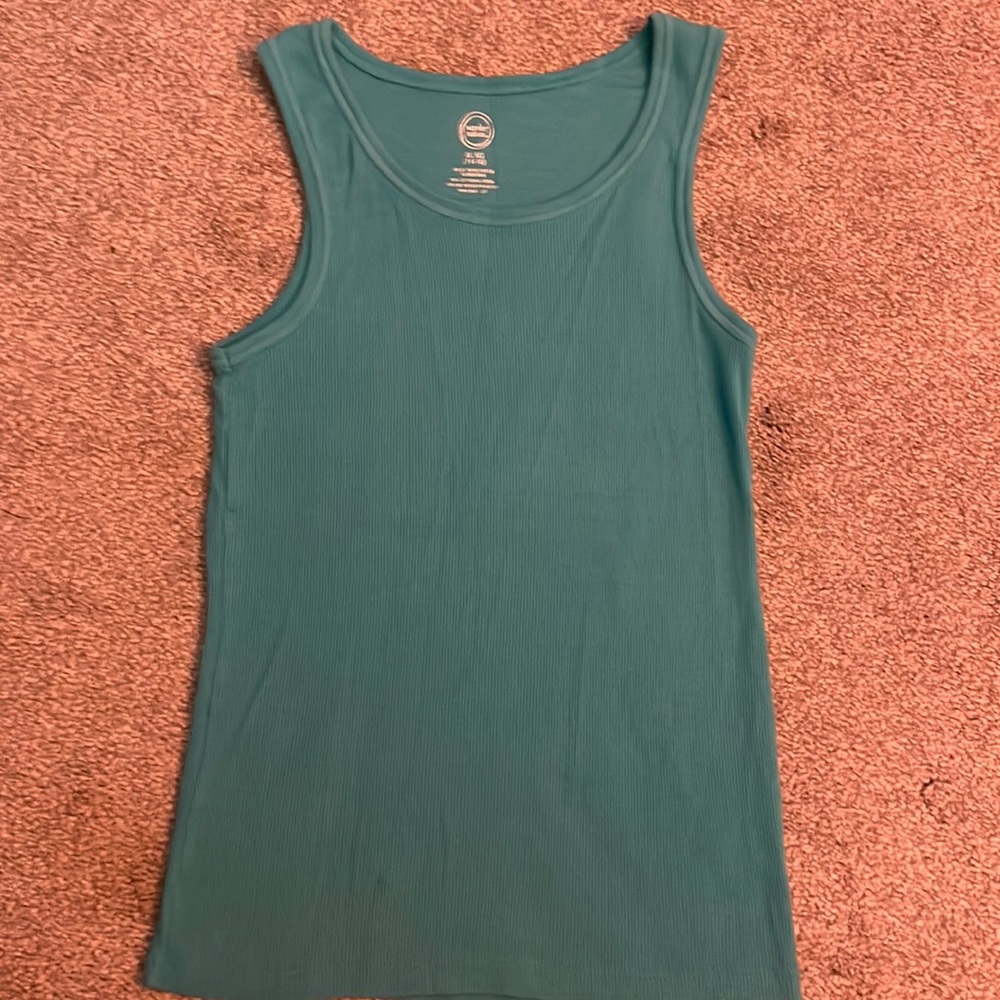 Girls tanktop, size 14-16